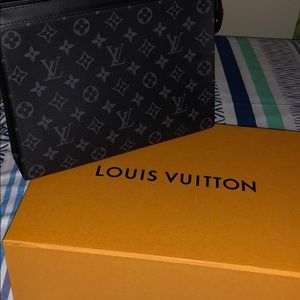 LOUIS VUITTON POCHETTE VOYAGE MM